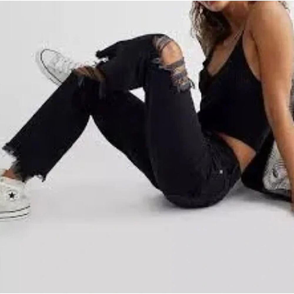 Free People Black Jeans Maggie Cropped Distressed We The Free - Picture 3 of 12